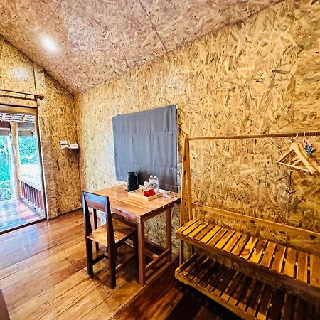 Koh Jum Bungalow & Hostel Extérieur photo
